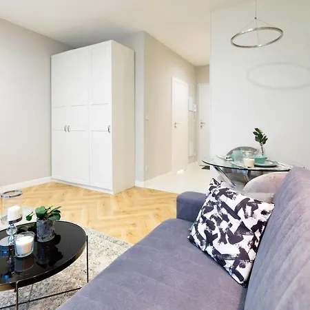 Targowa Bright By Sofija Lägenhet