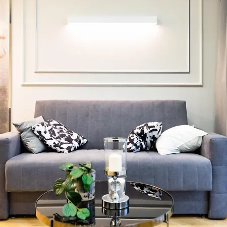 Targowa Bright By Sofija *