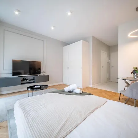 Targowa Bright By Sofija * Warschau