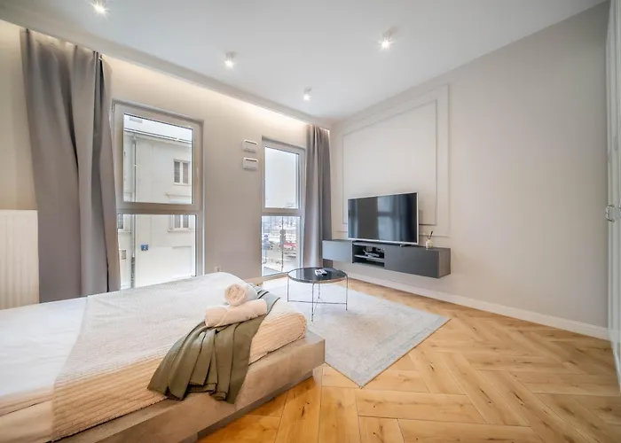 Targowa Bright By Sofija *